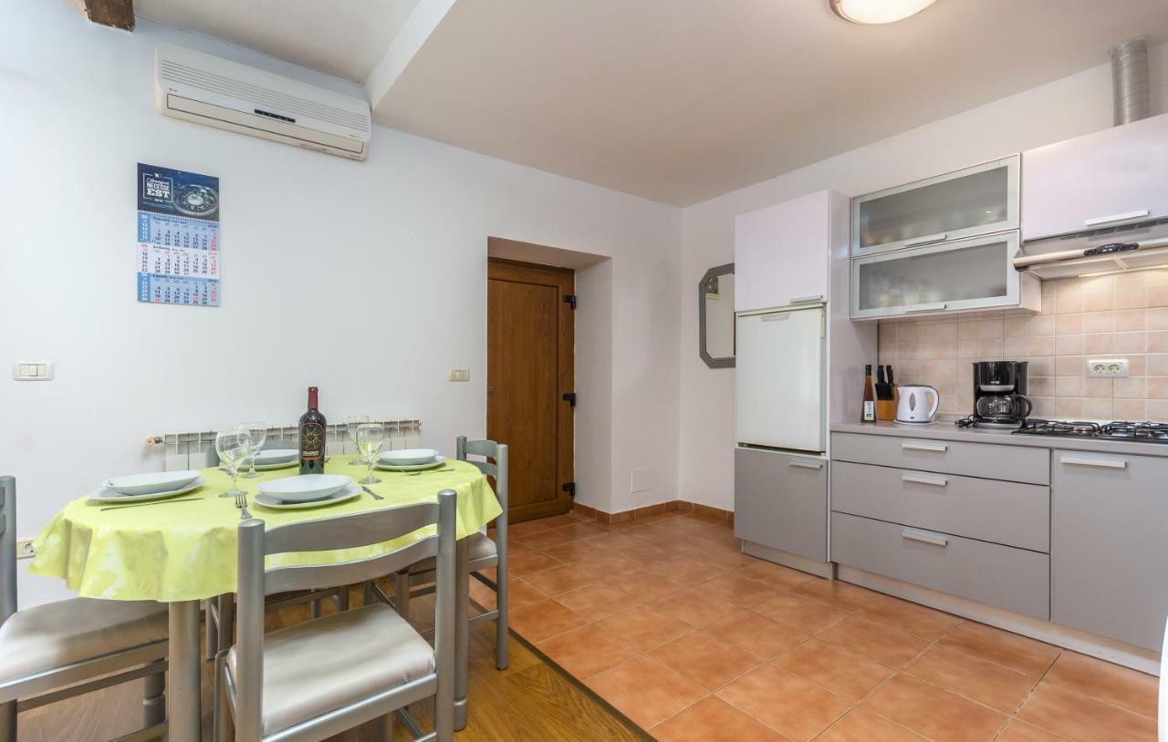 Apartment Valerio Novigrad  Exterior photo